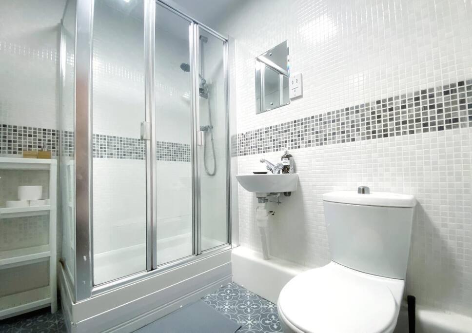 Japanese Style Muji Two-Bedroom Apt Swansea Zewnętrze zdjęcie